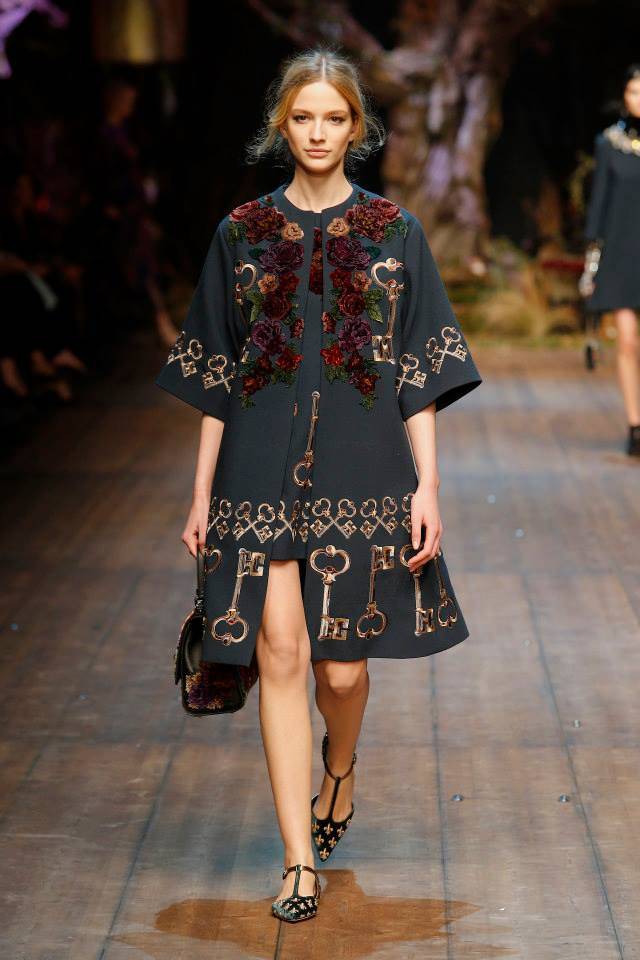 dolce-gabbana-fall-winter-2014-show16.jpg