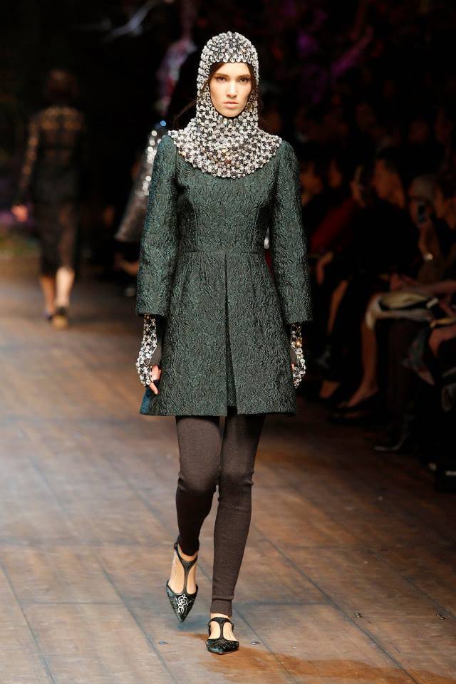 dolce-gabbana-fall-winter-2014-show40.jpg