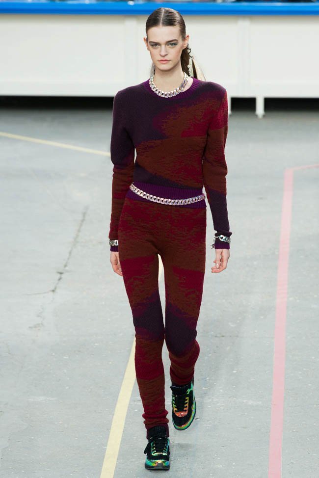 chanel-fall-winter-2014-show10.jpg