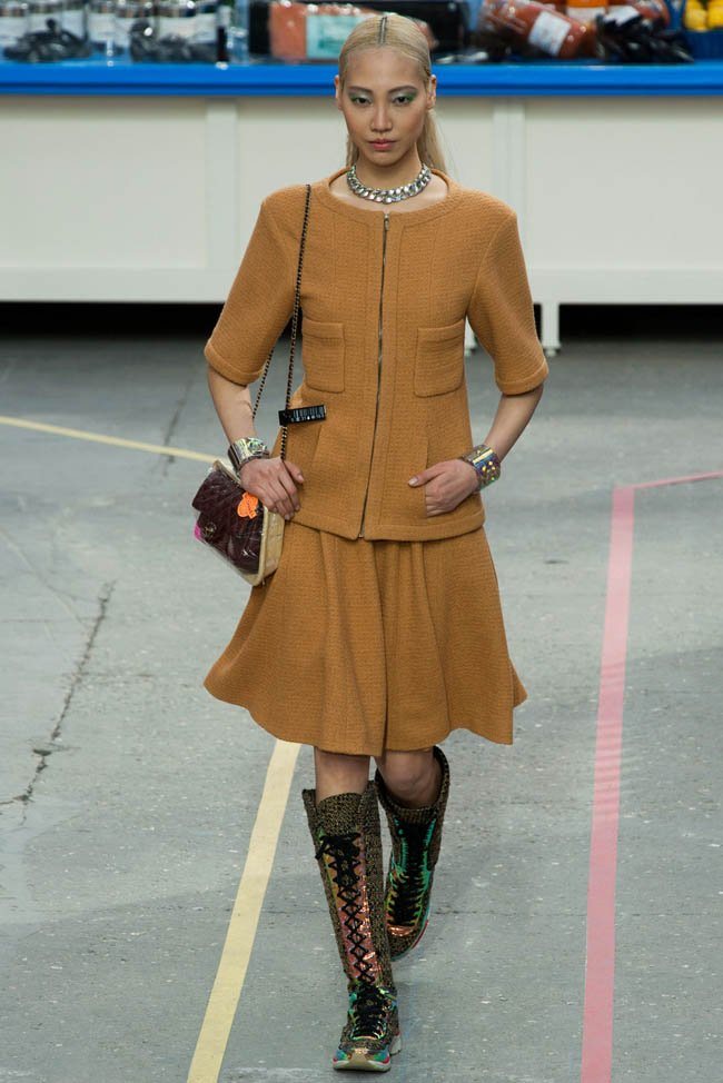 chanel-fall-winter-2014-show26.jpg