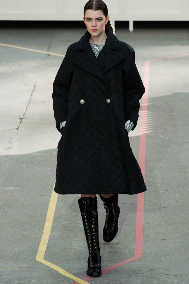 chanel-fall-winter-2014-show43.jpg