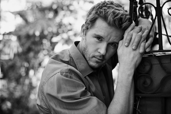 Ryan-Kwanten-LUomo-Vogue-Eric-Guillemain-03.jpg