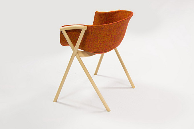 Bai-Chair-Ander-Lizaso-03.jpg