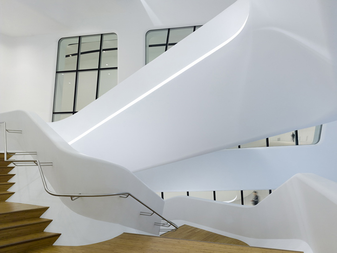 Dongdaemun-Plaza-Zaha-Hadid-10.jpg