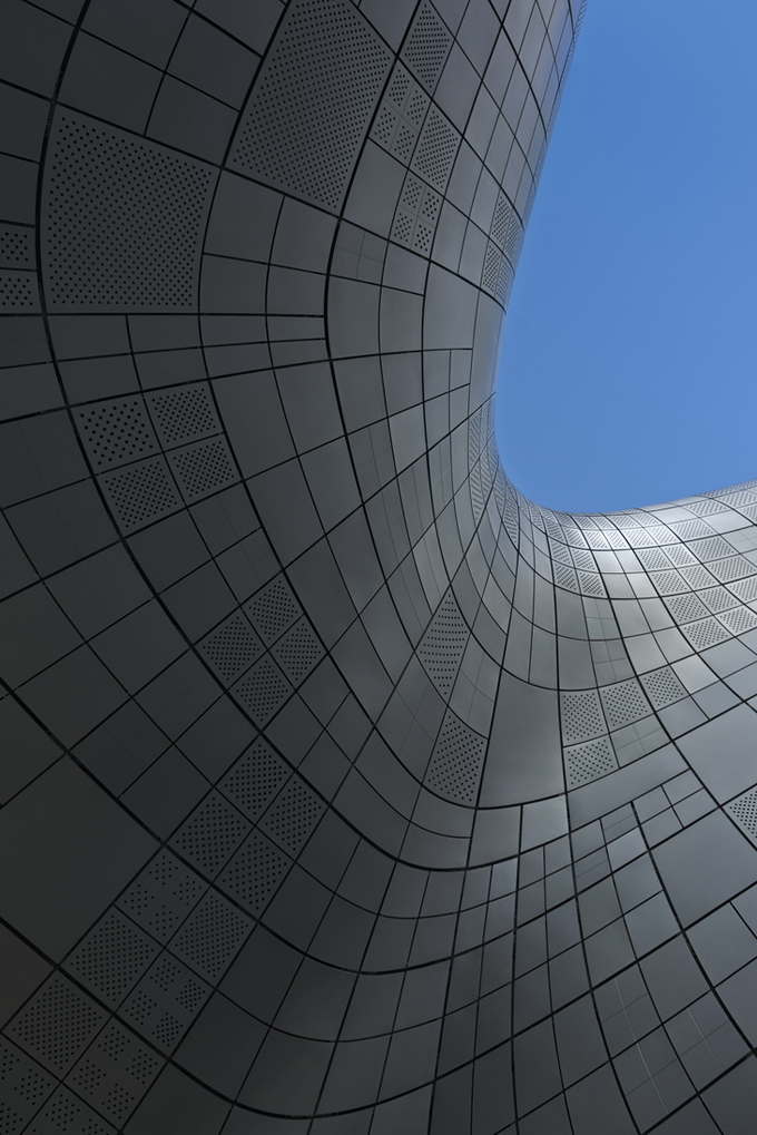 Dongdaemun-Plaza-Zaha-Hadid-16.jpg
