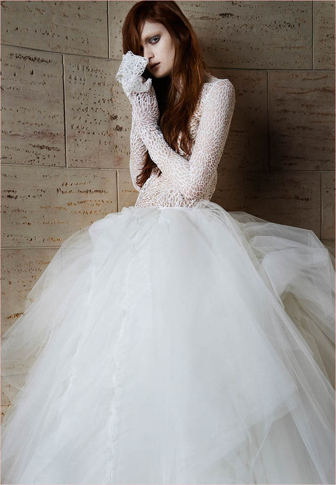 vera-wang-bridal-spring-2015-dresses13.jpg