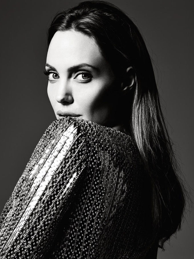 Angelina-Jolie-Elle-US-Hedi-Slimane-06.jpg