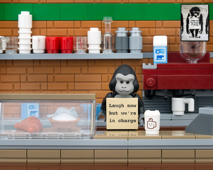 BanksyinLEGO13.jpg