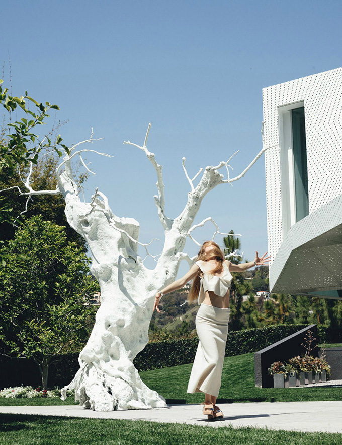 Raquel-Zimmermann-W-Magazine-Willy-Vanderperre-09.jpg
