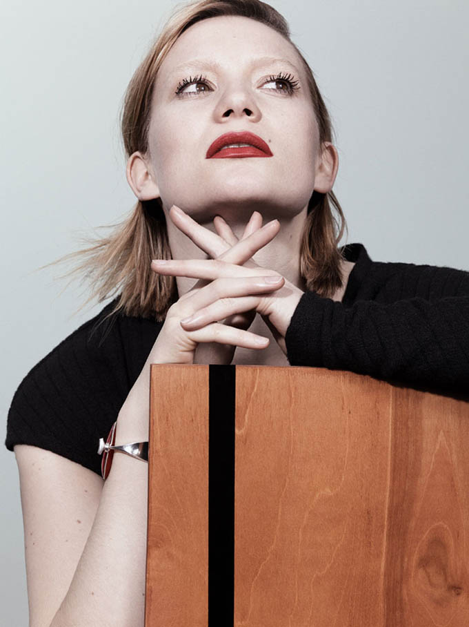 Mia-Wasikowska-Interview-Magazine-August-2014-03.jpg