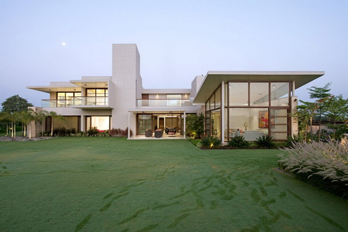 Urbane-House-Hiren-Patel-01.jpg