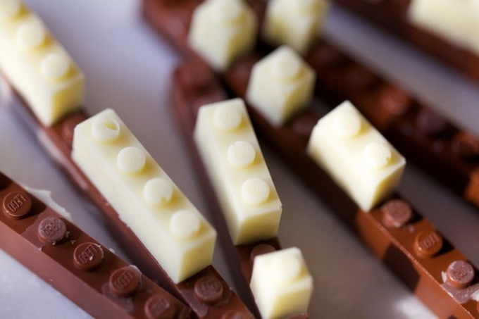 Chocolat-Lego-by-Akihiro-Mizuuchi1-640x429.jpg