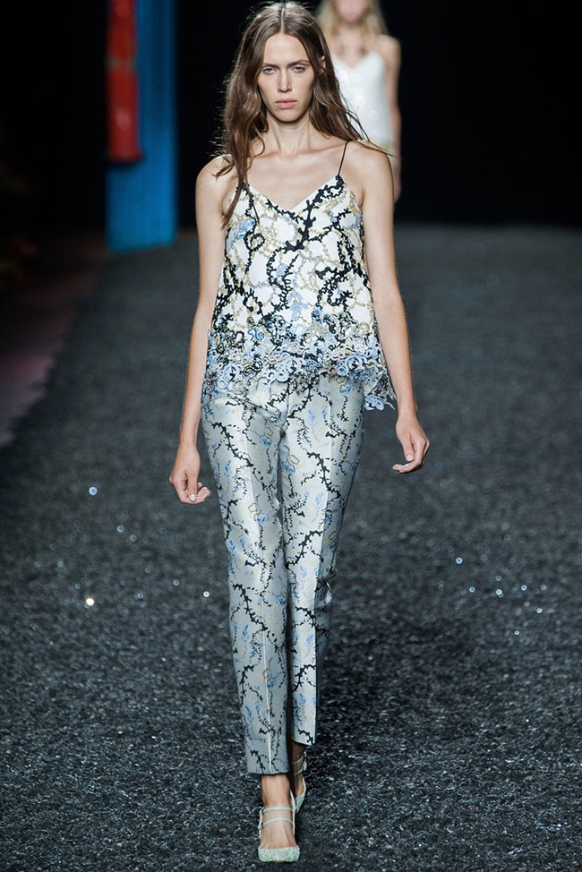 mary-katrantzou-2015-spring-summer-runway-show023.jpg