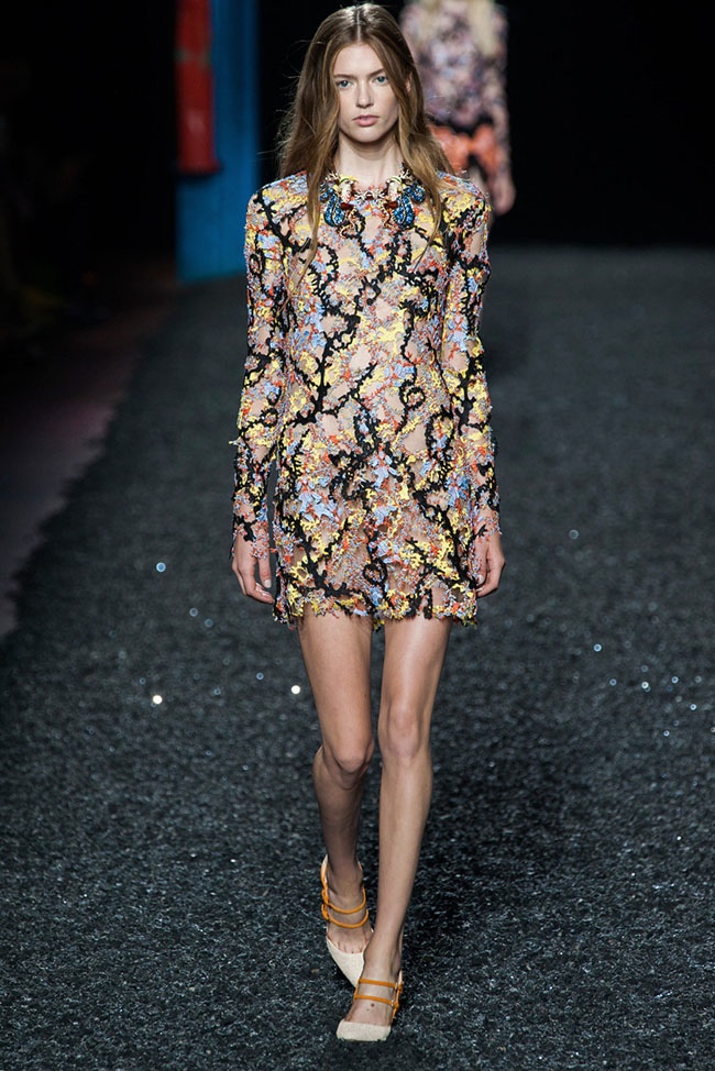 mary-katrantzou-2015-spring-summer-runway-show026.jpg