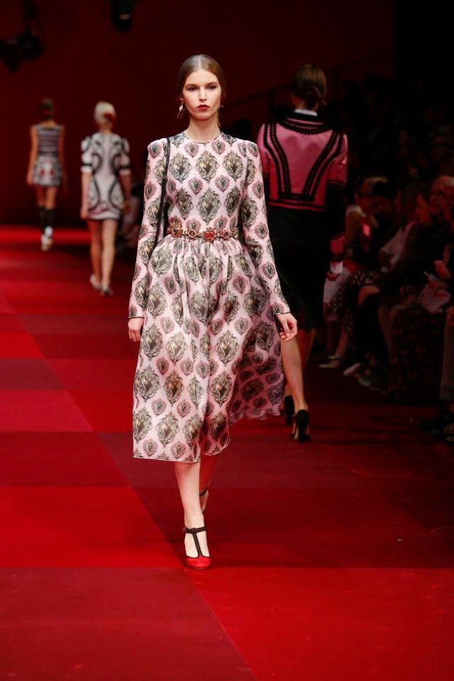 dolce-gabbana-2015-spring-summer-runway45.jpg