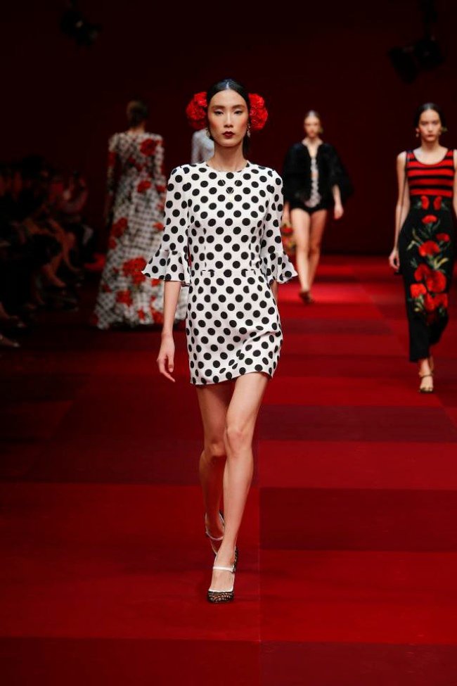 dolce-gabbana-2015-spring-summer-runway77.jpg