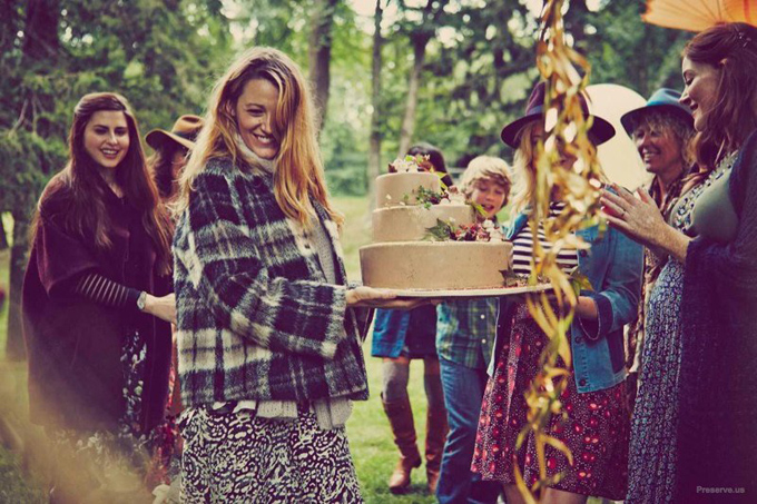 blake-lively-baby-shower-photos03.jpg