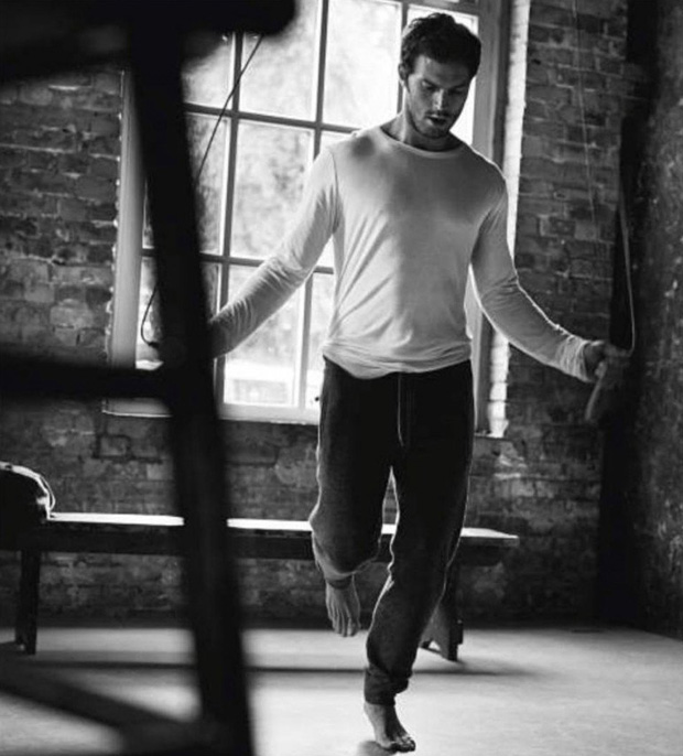 Jamie-Dornan-Observer-02.jpg