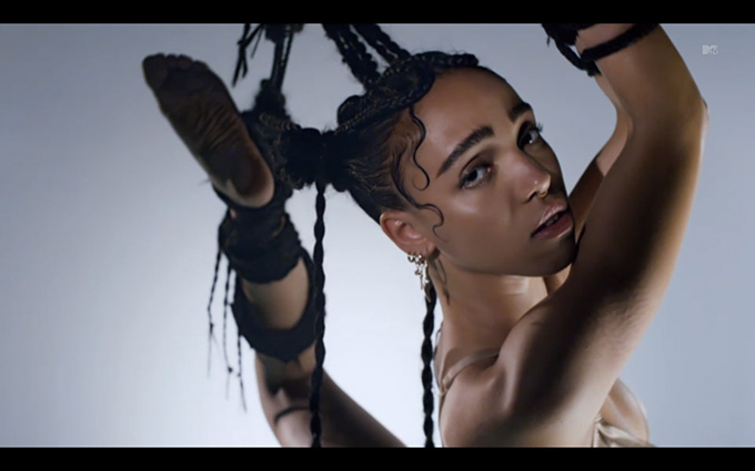 fka-twigs-bondage-video.jpg