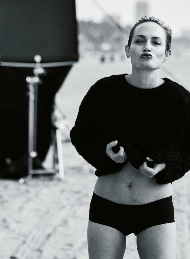 Amber-Valletta-Zeit-Magazine-Peter-Lindbergh-12-620x842.jpg