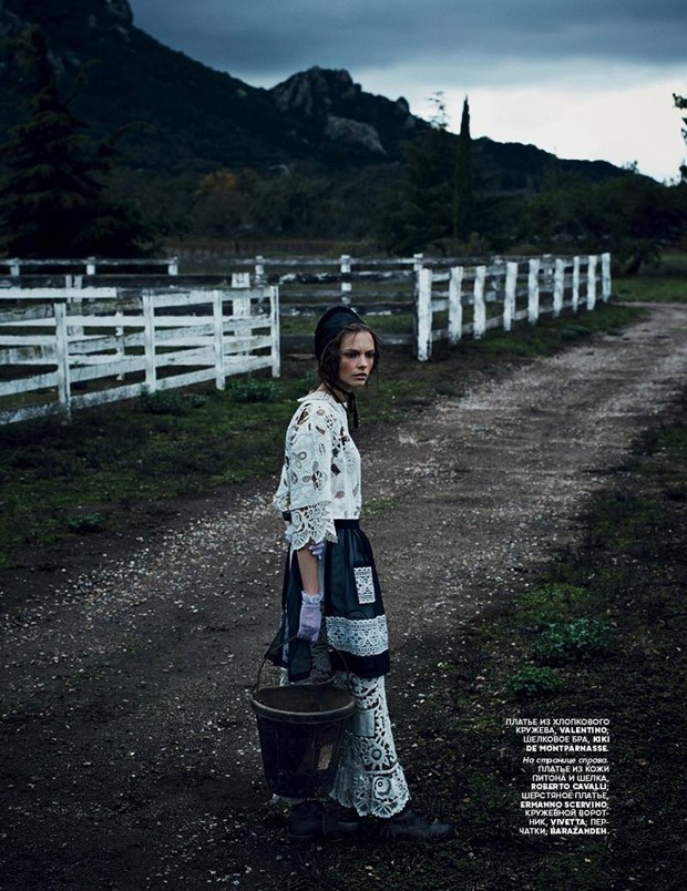 Mina-Cvetkovic-Vogue-Russia-Nathaniel-Goldberg-02-620x804.jpg