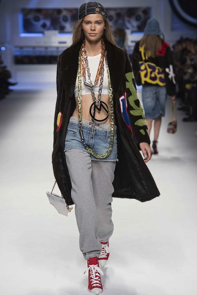 moschino-2015-fall-winter-runway39.jpg