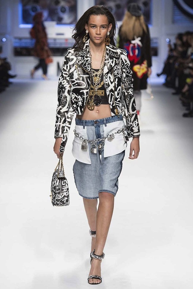 moschino-2015-fall-winter-runway40.jpg