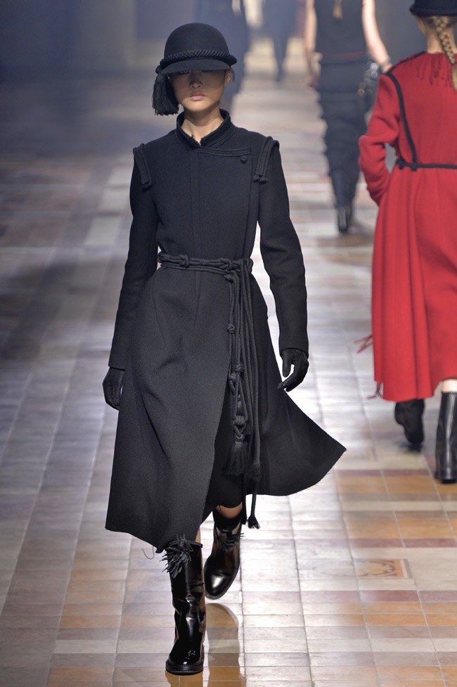 lanvin-fall-winter-2015-runway08.jpg