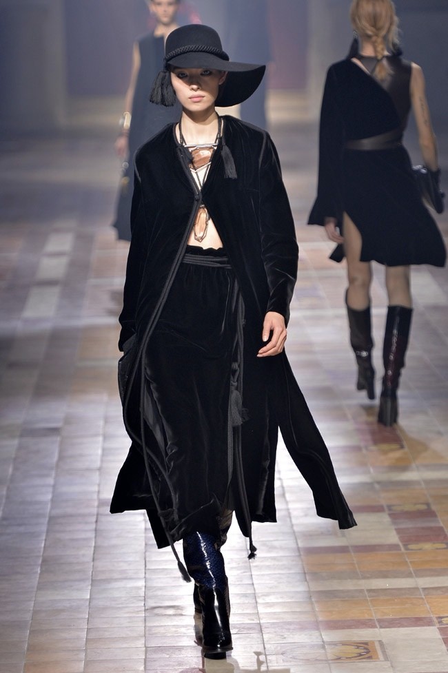 lanvin-fall-winter-2015-runway44.jpg