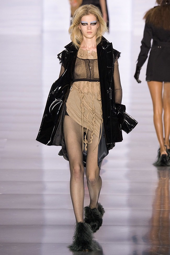 maison-margiela-fall-winter-2015-runway18.jpg