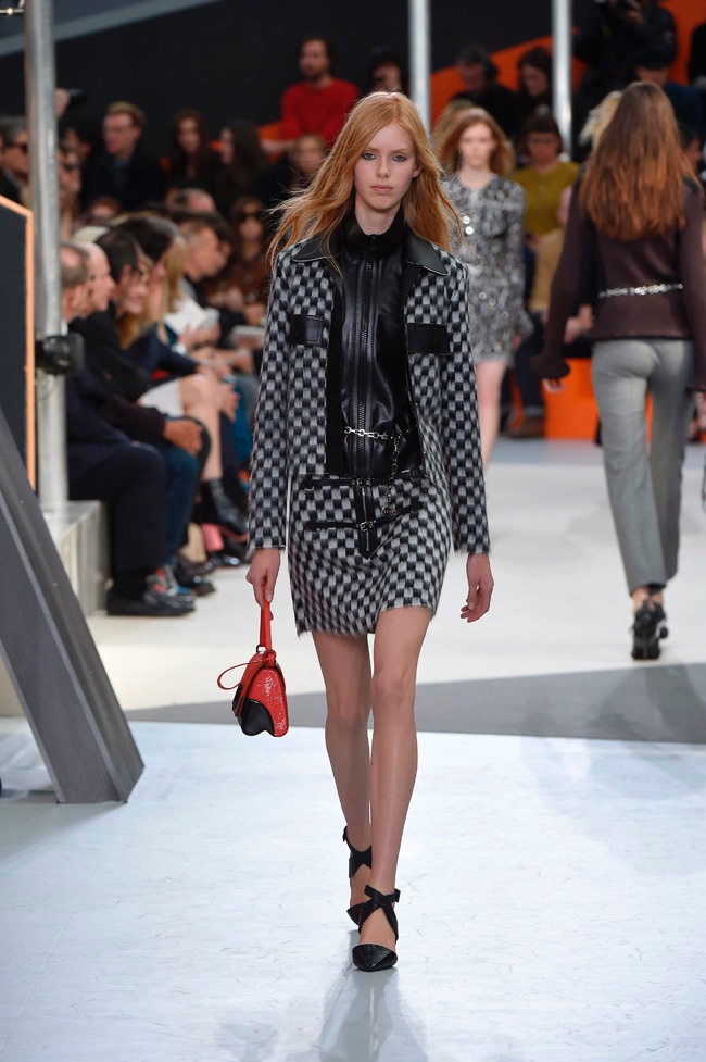 louis-vuitton-fall-winter-2015-runway21.jpg