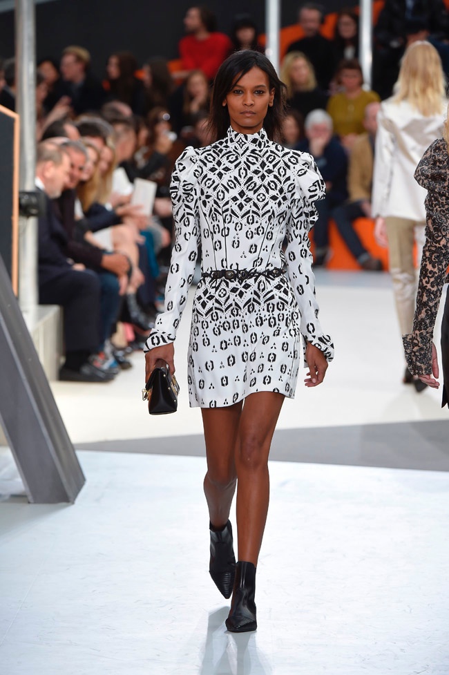 louis-vuitton-fall-winter-2015-runway48.jpg