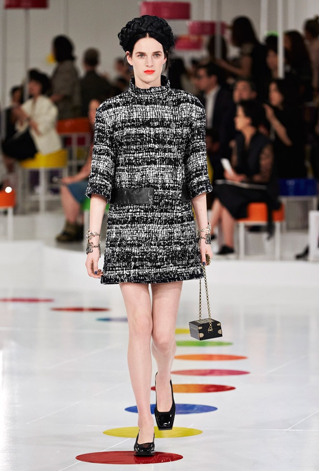 chanel-cruise-2016-collection52.jpg