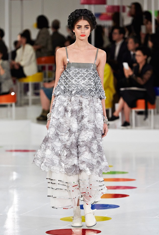 chanel-cruise-2016-collection68.jpg