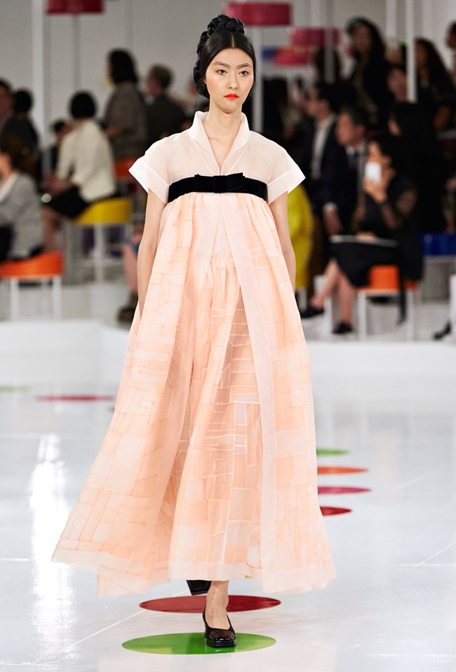 chanel-cruise-2016-collection89.jpg