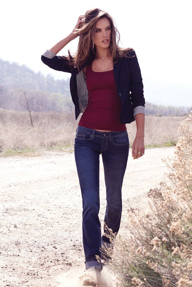 Alessandra-Ambrosio-Arkitect-06-620x928.jpg