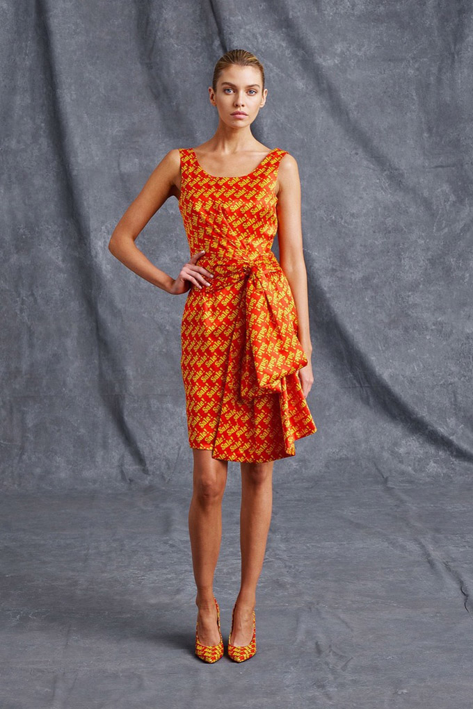 Курортная коллекция Moschino 2016