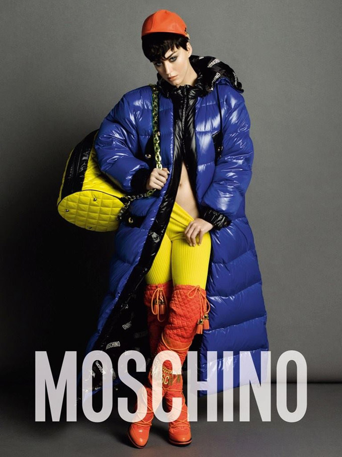 Katy-Perry-Moschino-2015-Photos01.jpg