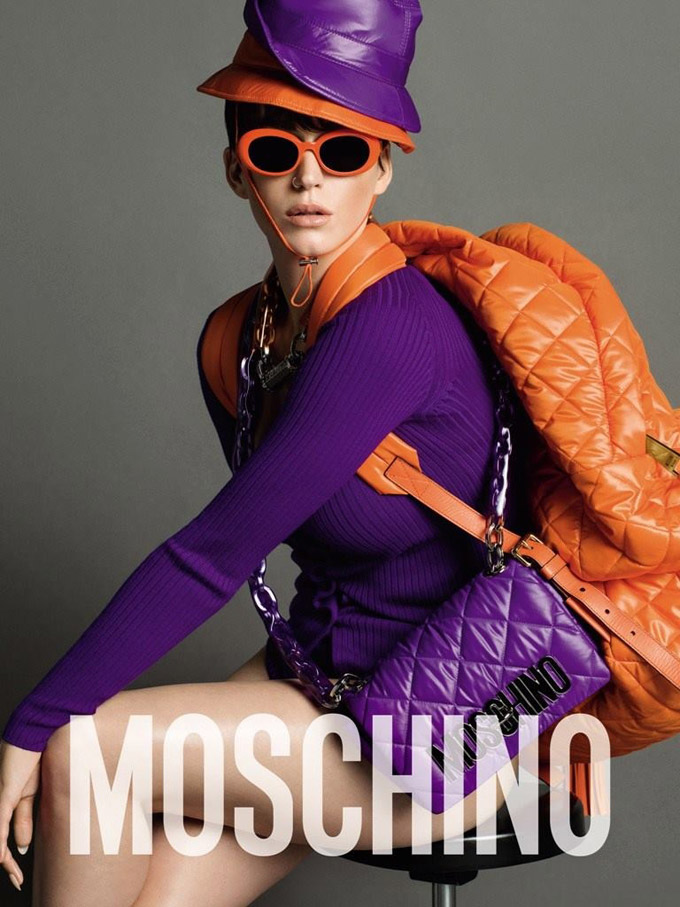 Katy-Perry-Moschino-2015-Photos03.jpg