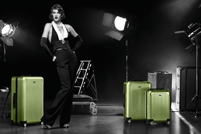Alessa-Ambrosio-Rimowa-Luggage-Ad-Campaign6-800x1444.jpg