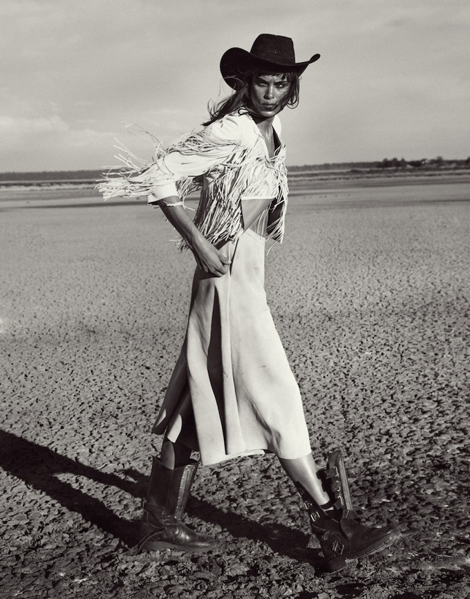 Western-Fashion-Model-Editorial07-800x1444.jpg