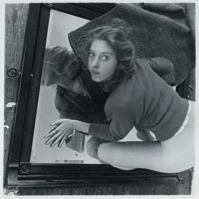 Francesca Woodman10.jpg