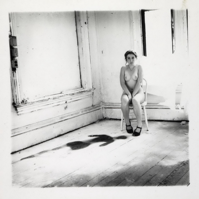 Francesca Woodman11.jpg