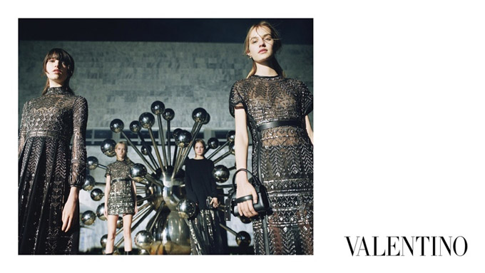 Valentino-Fall-2015-Ad-Campaign06-800x1444.jpg