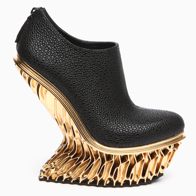 united-nude-francis-bitonti-studio-3d-systems-mutatio-3d-printed-gold-designboom-03.jpg