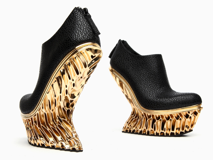 united-nude-francis-bitonti-studio-3d-systems-mutatio-3d-printed-gold-designboom-08.jpg