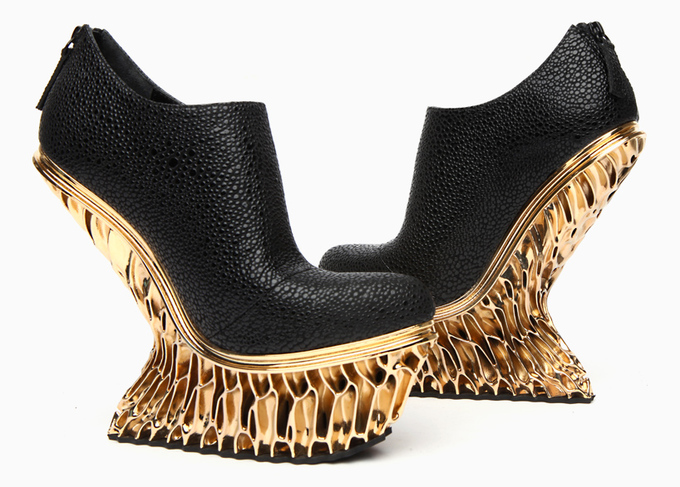 united-nude-francis-bitonti-studio-3d-systems-mutatio-3d-printed-gold-designboom-09.jpg