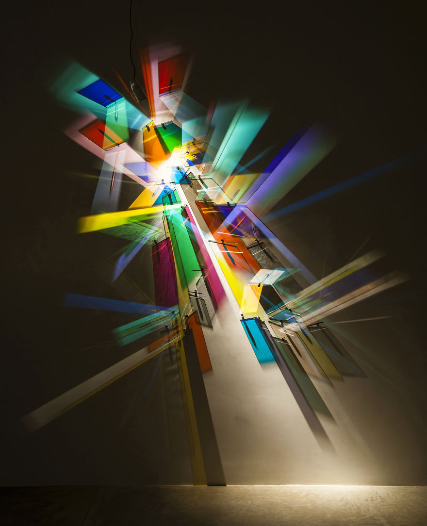Световые инсталляции из цветного стекла.ФОТО